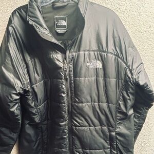 The North Face Quilted Black Outerwear Women’s Lightweight Puffer Coat